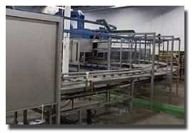 Retrippable conveyor system.